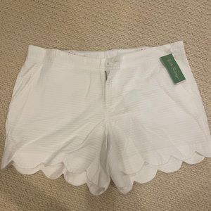 Lilly Pulitzer Scalloped Edge Shorts - White